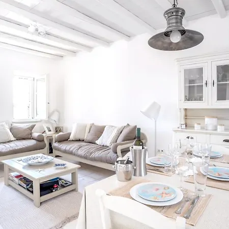 Holiday home 3 Bedrooms House At Isterni 500 M Away From The Beach With Sea View Shared Pool And Balcony Parikia (Paros)